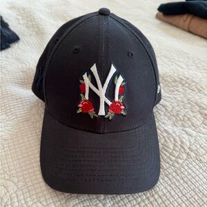 New Era Black Yankees Cap with Red Rose Embroidery